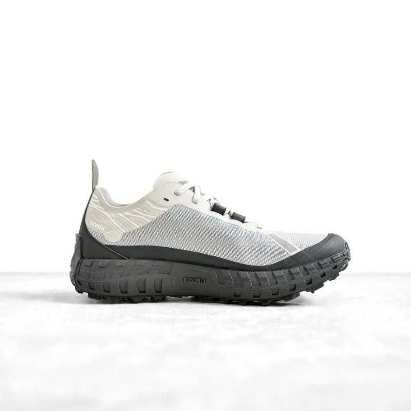 001A-W